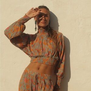 Z&L Europe, Butterfly Goddess Top